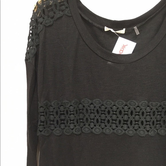 𝅺YOU Are Not Alone lightweight sweater. - Picture 6 of 6